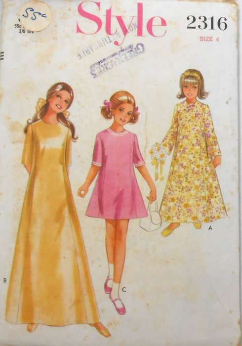 VINTAGE STYLE 2316 GIRLS DRESS IN 2 LENGTHS SIZE 4 YEARS  COMPLETE