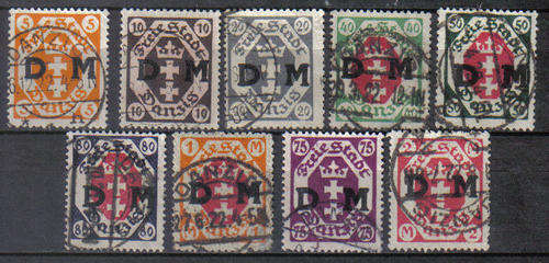 GERMANY DANZIG 1921 ISSUE OVERPRINT "D M" SERVICE SELECTION  C/V R1100.00!!!