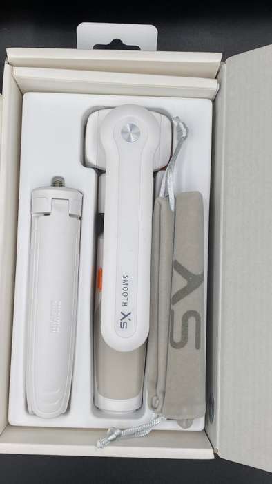 Zhiyun Smooth XS Gimbal for iPhone Smartphones, Auto Tracking White