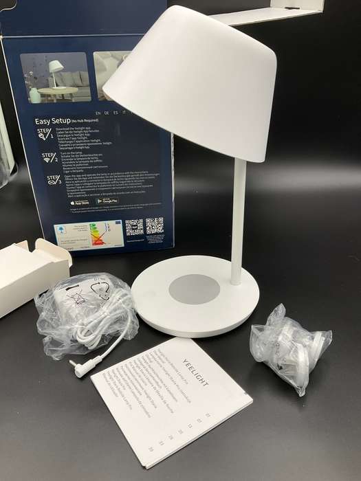 Yeelight Staria Bedside Lamp Pro - 10W Wireless Charge Smart Light, HomeKit