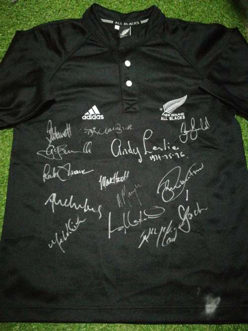 New Zealand Rugby Jersey signed size L