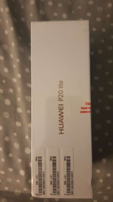 Huawei P20 Lite (Black - 64GB)