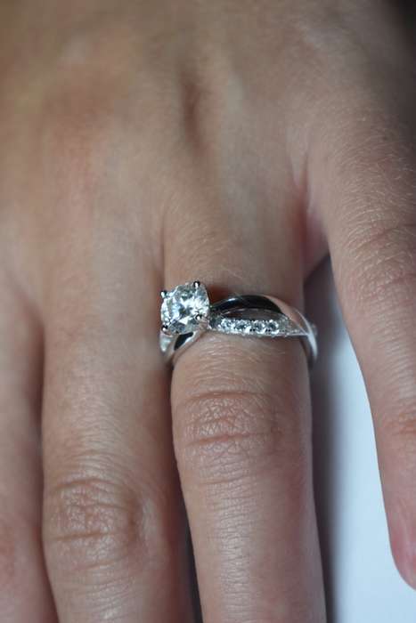 Engagement Ring With Certificate of Authenticity Limited Edition!!!