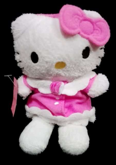 Hello Kitty plush toy.  16cm.