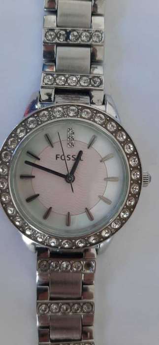 FOSSIL LADIES QUARTS WATCH SHINY CRYSTAL DESIGN!!