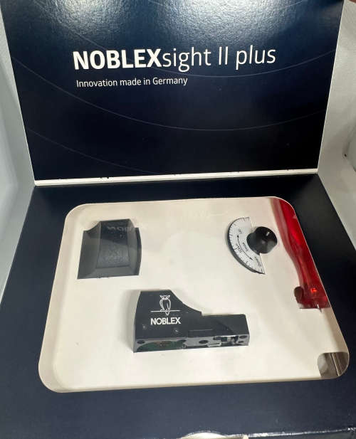 Noblex Sight 2 Plus 3.5 MOA (Retail R7600!!) Reflex sight clearance of last stock