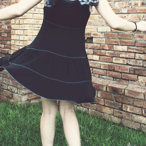 Twirly Black