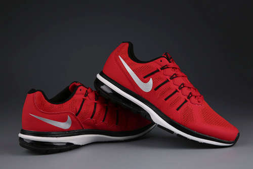 NIKE ORIGNAL AIR MAX DYNASTY FOR MEN SIZE UK 10 (SA 10)!!!MARKET VALUE R1699.99