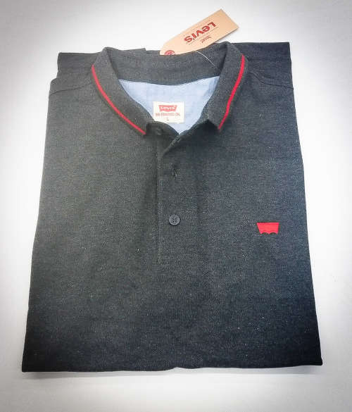 LEVI'S ORIGNAL POLO GOLFER SLIM FIT SIZE EXTRA LARGE!!! SMALL CUT