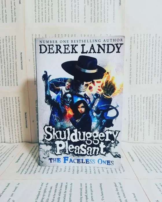 Skulduggery Pleasant:The Faceless one by Derek Landy (Book 3)