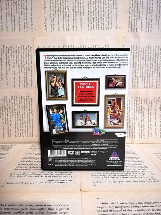 Modern Family Season 6 [DVD]