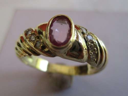 18ct. Yellow  Gold Ring with Genuine Pink Sapphire and Diamonds