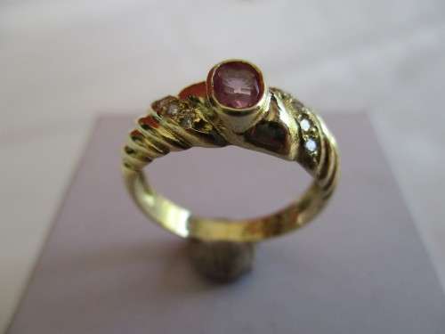 18ct. Yellow  Gold Ring with Genuine Pink Sapphire and Diamonds