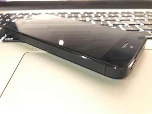 Almost New! Apple iPhone 5 32GB Space Gray (6 Month Warranty)