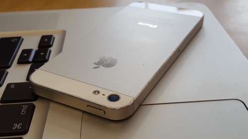 iPhone 5 16GB Silver (6 Month Warranty)