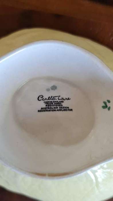 Carlton Ware Australian Design Yellow Leaf Shaped Foo