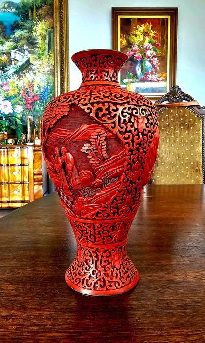 Exquisite Vintage Carved Cinnabar Vase & Lidded Box Set