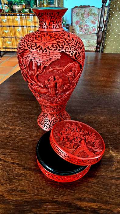 Exquisite Vintage Carved Cinnabar Vase & Lidded Box Set