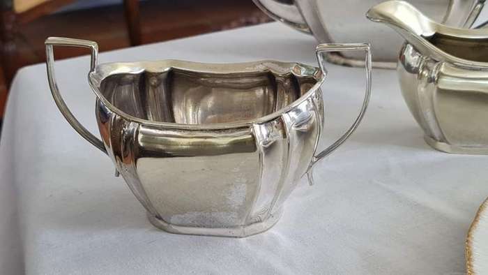 Silver Plated Tea Set. Beautiful Classic Lines. Stamped. Teapot, Milk Jug and Sugar Basin.