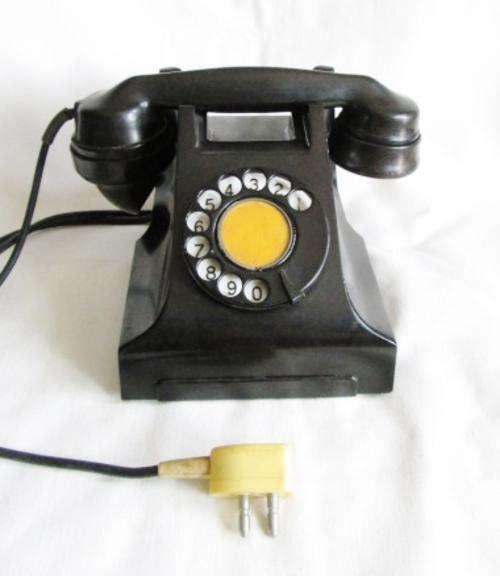 1930's - 1950's era Vintage Siemens Rotary Dial Bakelite Telephone from Blisful
