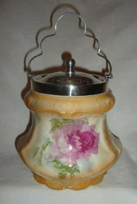 ENGLISH " ROSE PATTERN " BISCUIT BARREL from BLISFUL