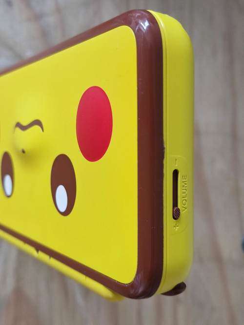 `New` Nintendo 2DS XL Pikachu Edition