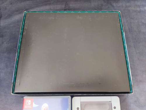 The Legend of Zelda Links Awakening limited edition Nintendo switch
