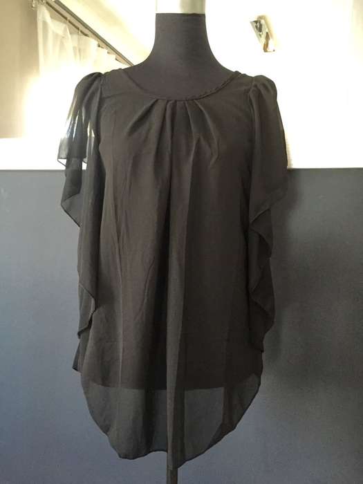 " CLEARANCE GIVEAWAY " Chiffon Flare Top Black Size 34-36