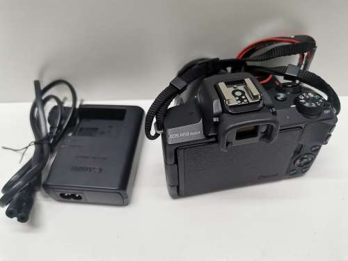 CANON EOS M50 MARK II MIRRORLESS CAMERA WITH 15-45MM LENS