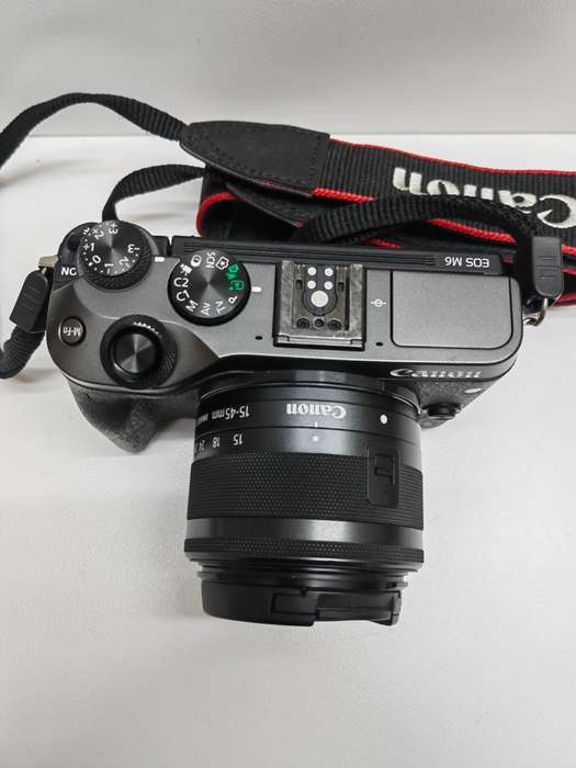 Canon EOS M6 Mark 1 Mirrorless camera, 24.2 megapixel, EF-M 15-45mm STM lens