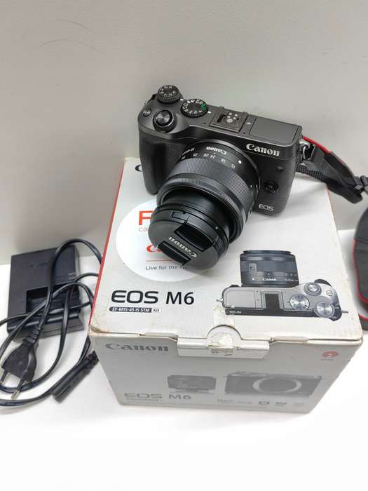 Canon EOS M6 Mark 1 Mirrorless camera, 24.2 megapixel, EF-M 15-45mm STM lens