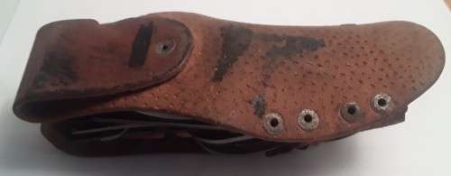 A  vintage multi-tool utility knife with original pouch.  Awesome!!!