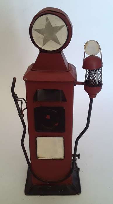 Vintage Tin Plate `Texaco` Petrol Pump Money Box.