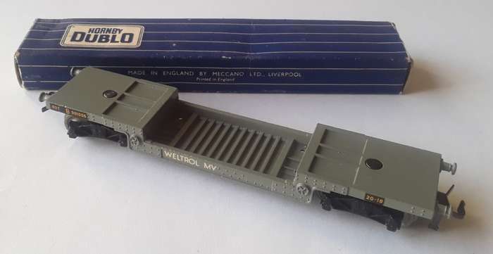 Hornby Dublo 40-Ton Bogie Well-Wagon, BR No : 32053. Mint in box.
