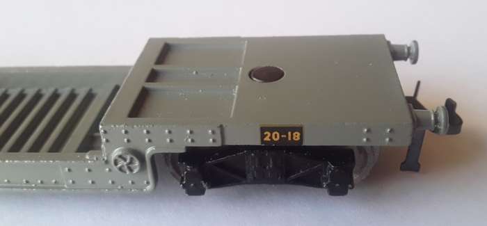 Hornby Dublo 40-Ton Bogie Well-Wagon, BR No : 32053. Mint in box.