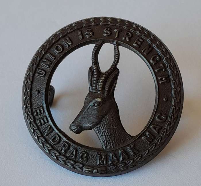 WW2 SA Infantry Badge. `Union Is Strength / Eendrag Maak Mag`. Lugs Intact.