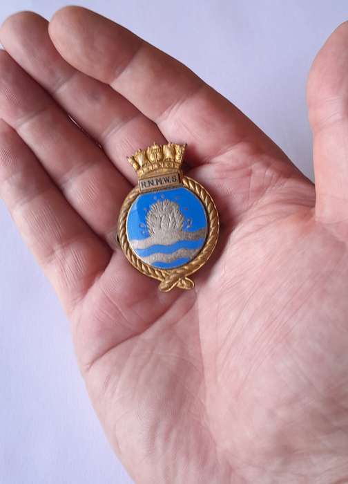 British Royal Navy Minewatching Service Cap Badge (1954-1962). Backplate And Lugs Intact.