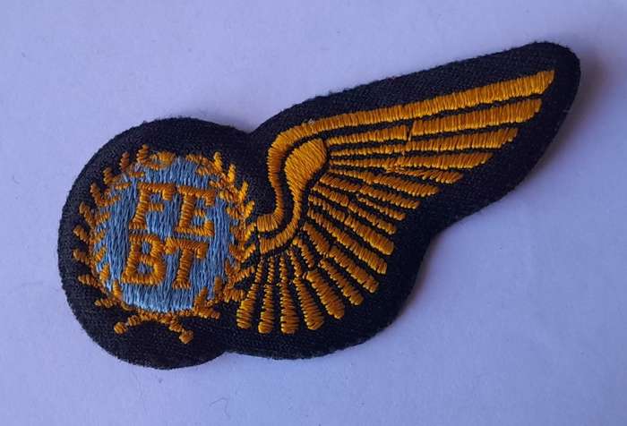 SA Air Force Flight Engineer Large Wing Badge.