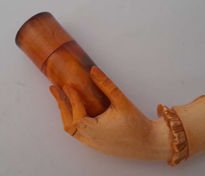 Antique Meerschaum Pipe with Original Fitted Case. Hand Carved.