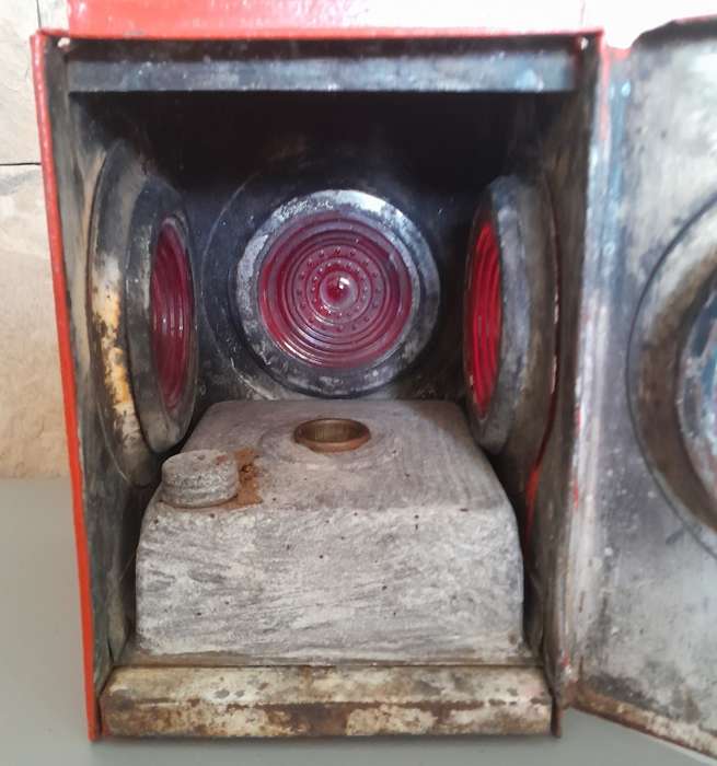 Vintage Metalix 4-sided Railway Paraffin Lamp. Original Container. No Burner.