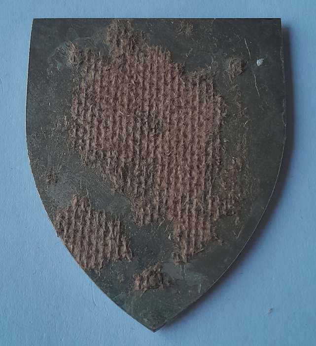 SADF 32 Battalion Shoulder Flash.  No Pins.
