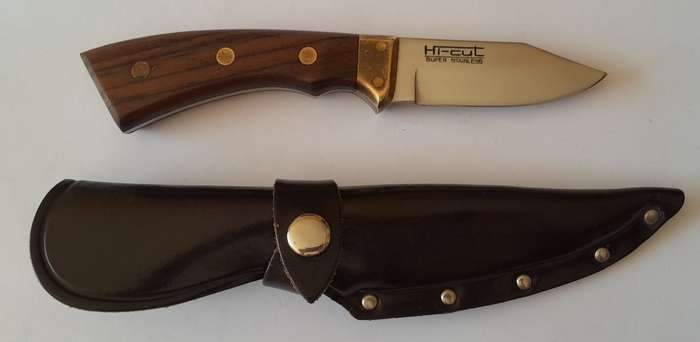 Vintage Hi-Cut Hunting Knife with Leather Sheath.  20.5cm.