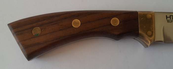 Vintage Hi-Cut Hunting Knife with Leather Sheath.  20.5cm.