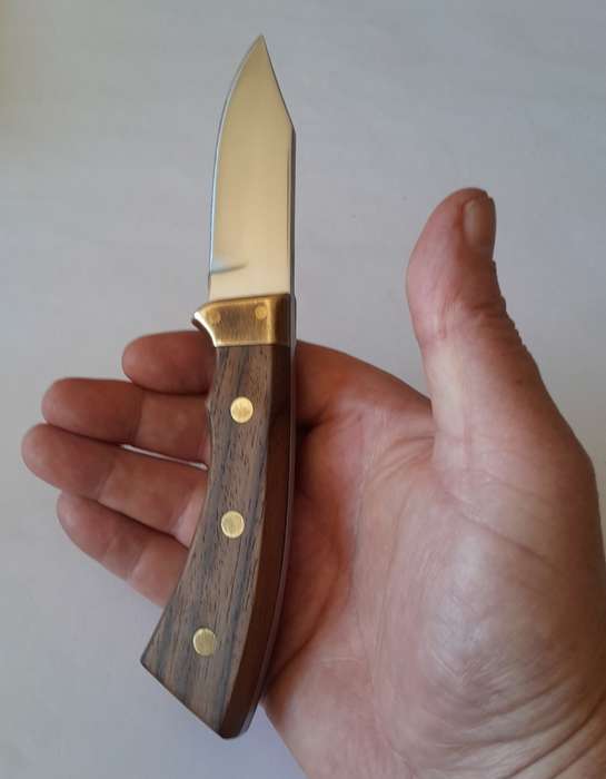 Vintage Hi-Cut Hunting Knife with Leather Sheath.  20.5cm.