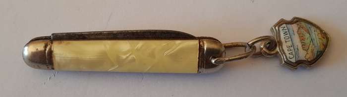 Vintage Richards, Sheffield Single Blade Mini Pocket Knife. "Cape Town".  11cm.