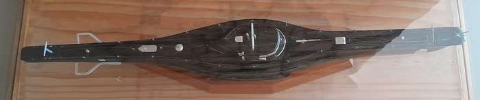 Early WW2 US Submarine Hand Crafted Wooden Model In Oak Display Case (64 x 27cm). Collection Only.