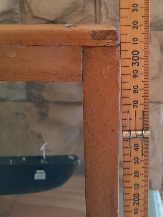 Early WW2 US Submarine Hand Crafted Wooden Model In Oak Display Case (64 x 27cm). Collection Only.