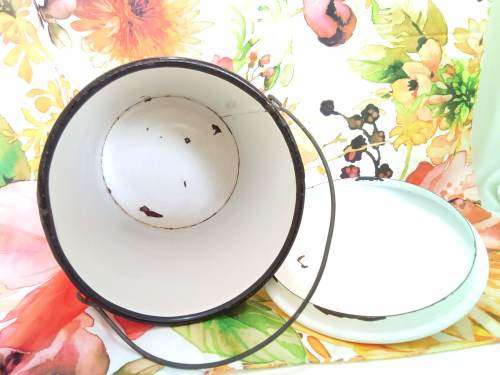 Lovely vintage Enamel bucket