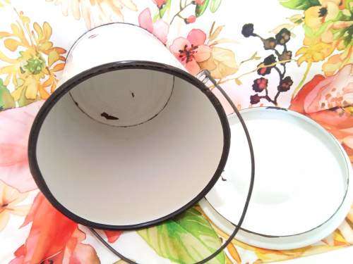 Lovely vintage Enamel bucket