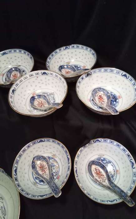 Vintage Chinese Rice bowl set with spoons